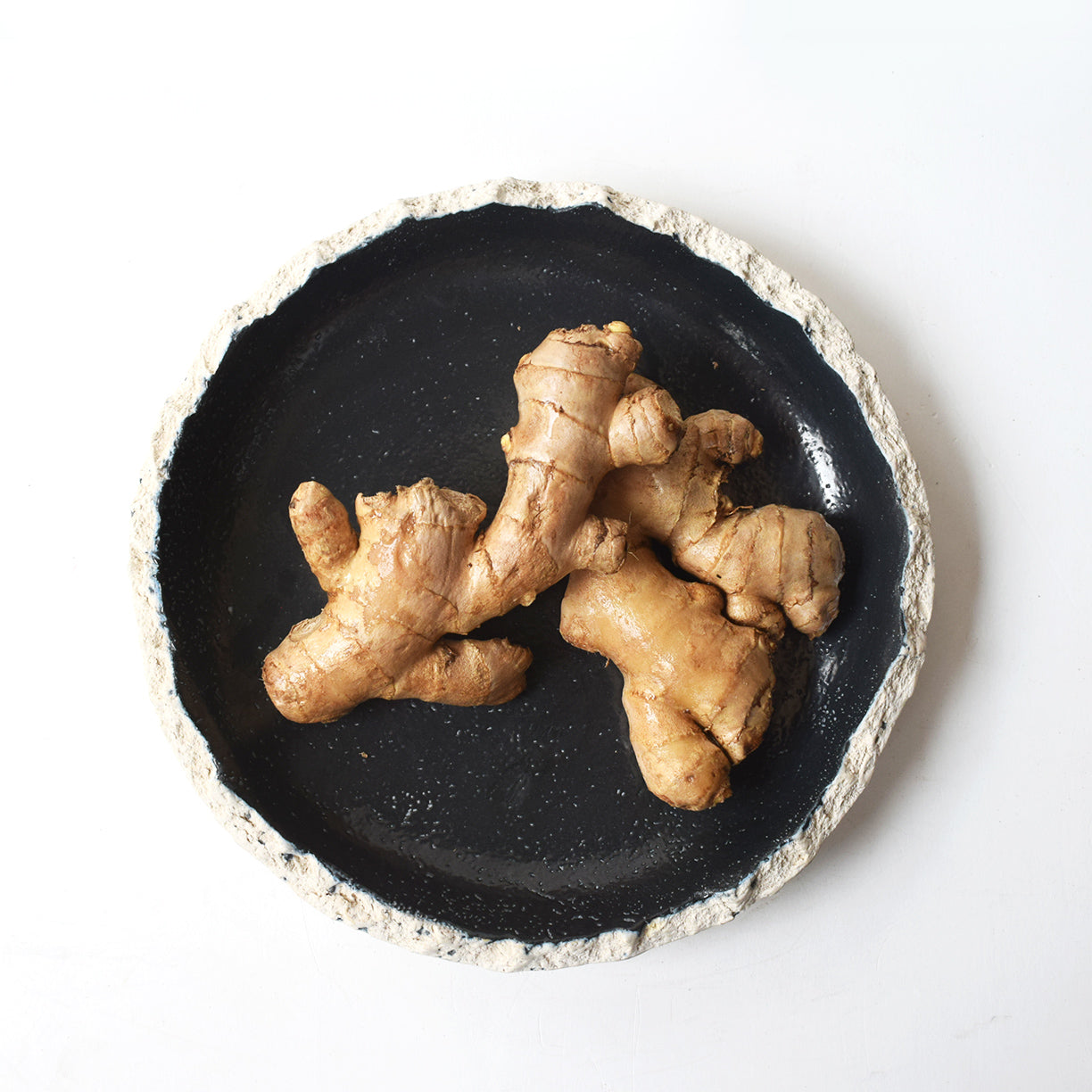 Monochrome Jagged Platter 8"(Small)
