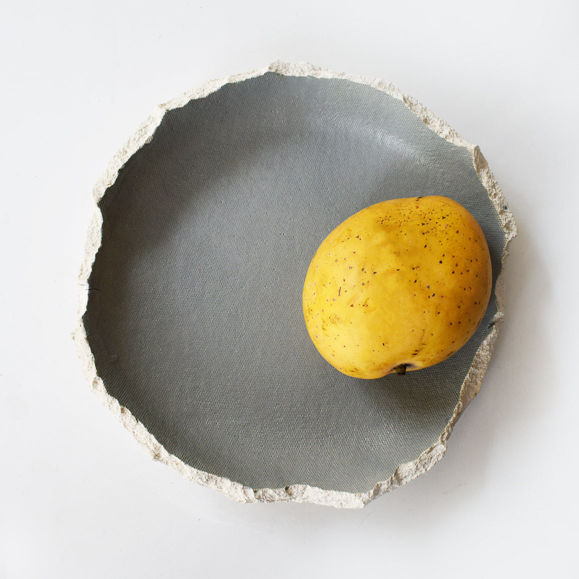 Monochrome Jagged Platter 8"(Small)