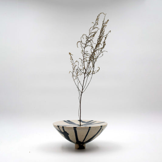 Verdant Echoes: A Timeless Dried Flora Vase