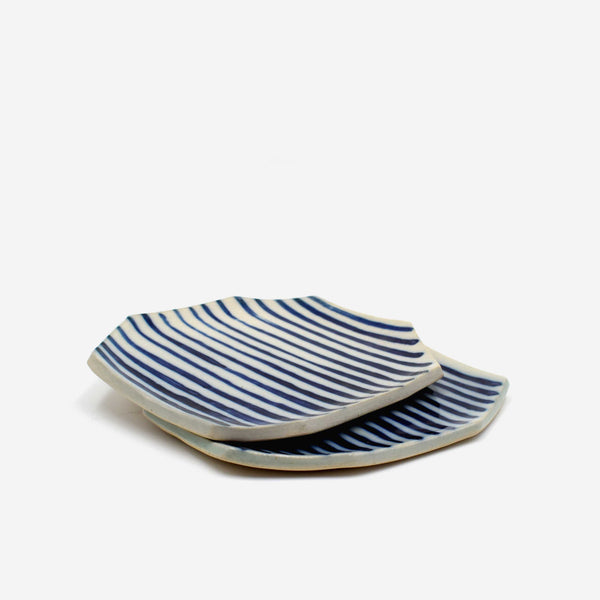 canape plates set of 2
