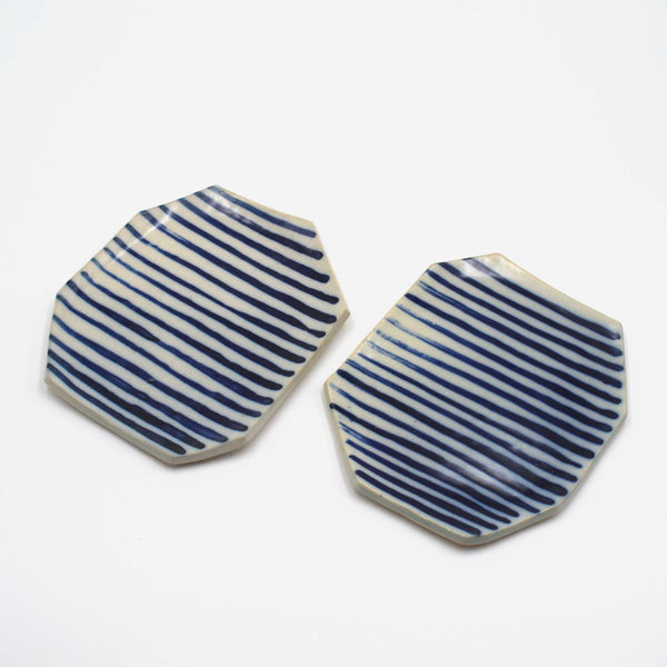 canape plates set of 2