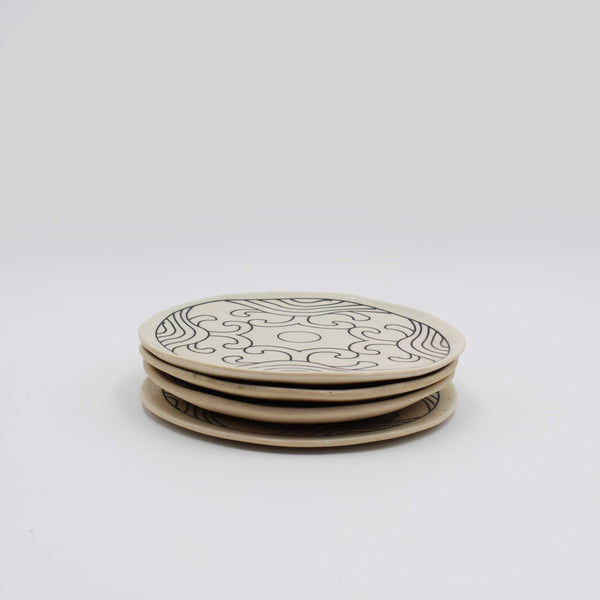 Canape Plates set of 4