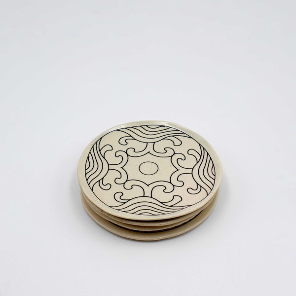 Canape Plates set of 4