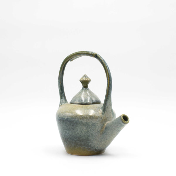 Tea pot