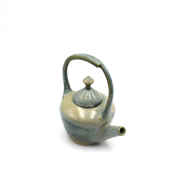 Tea pot