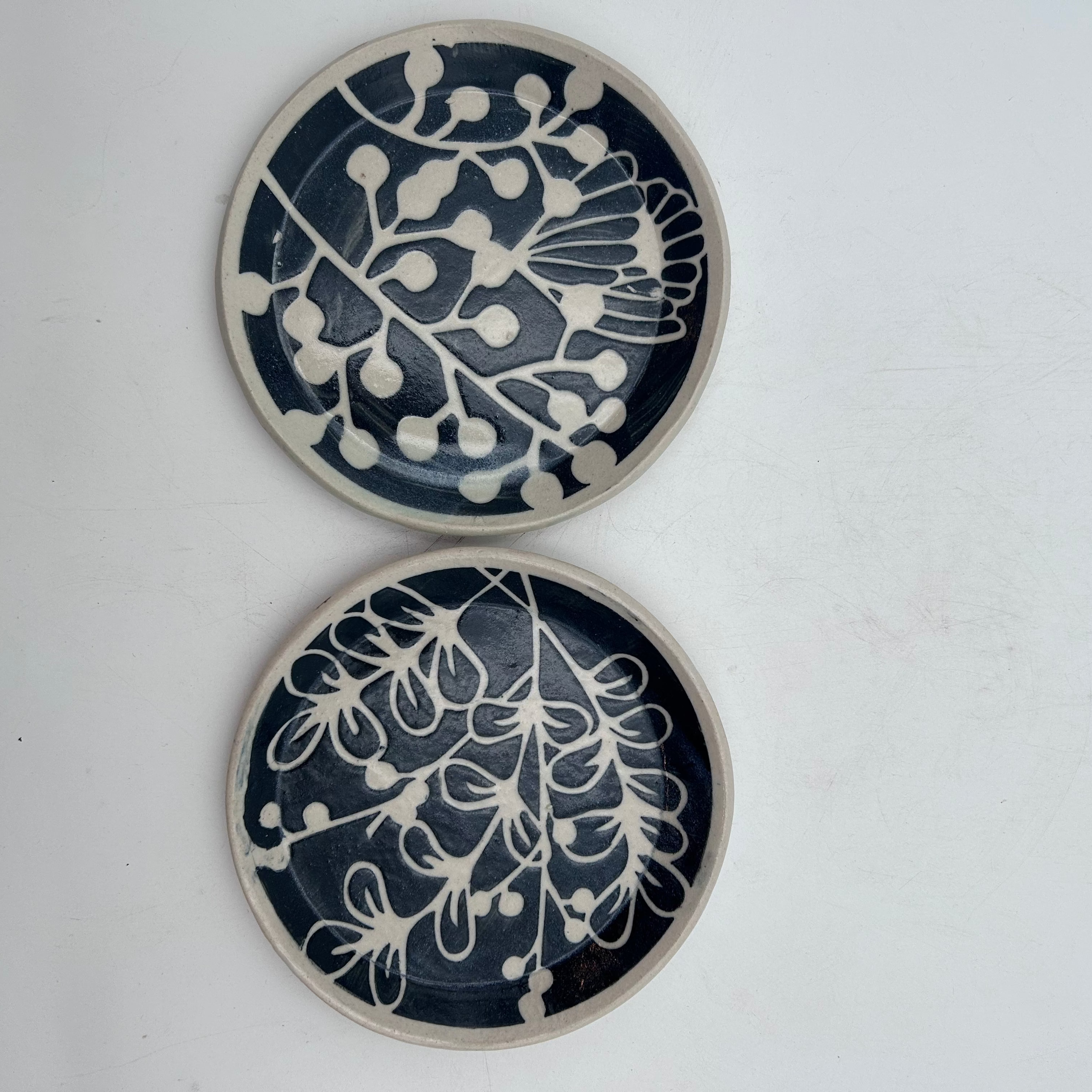 Black and White Engraved Plates (Set of 2)