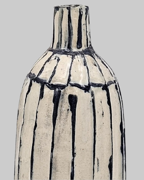 MIDNIGHT LINES - RIBBON VASE