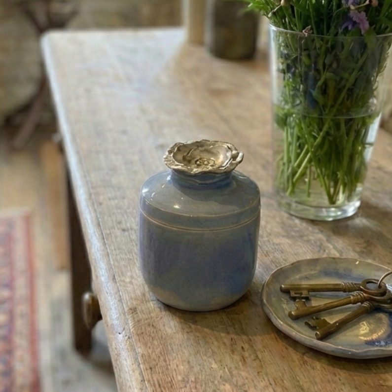 Solid color Multi-purpose box - with Gold tipped Flower knob