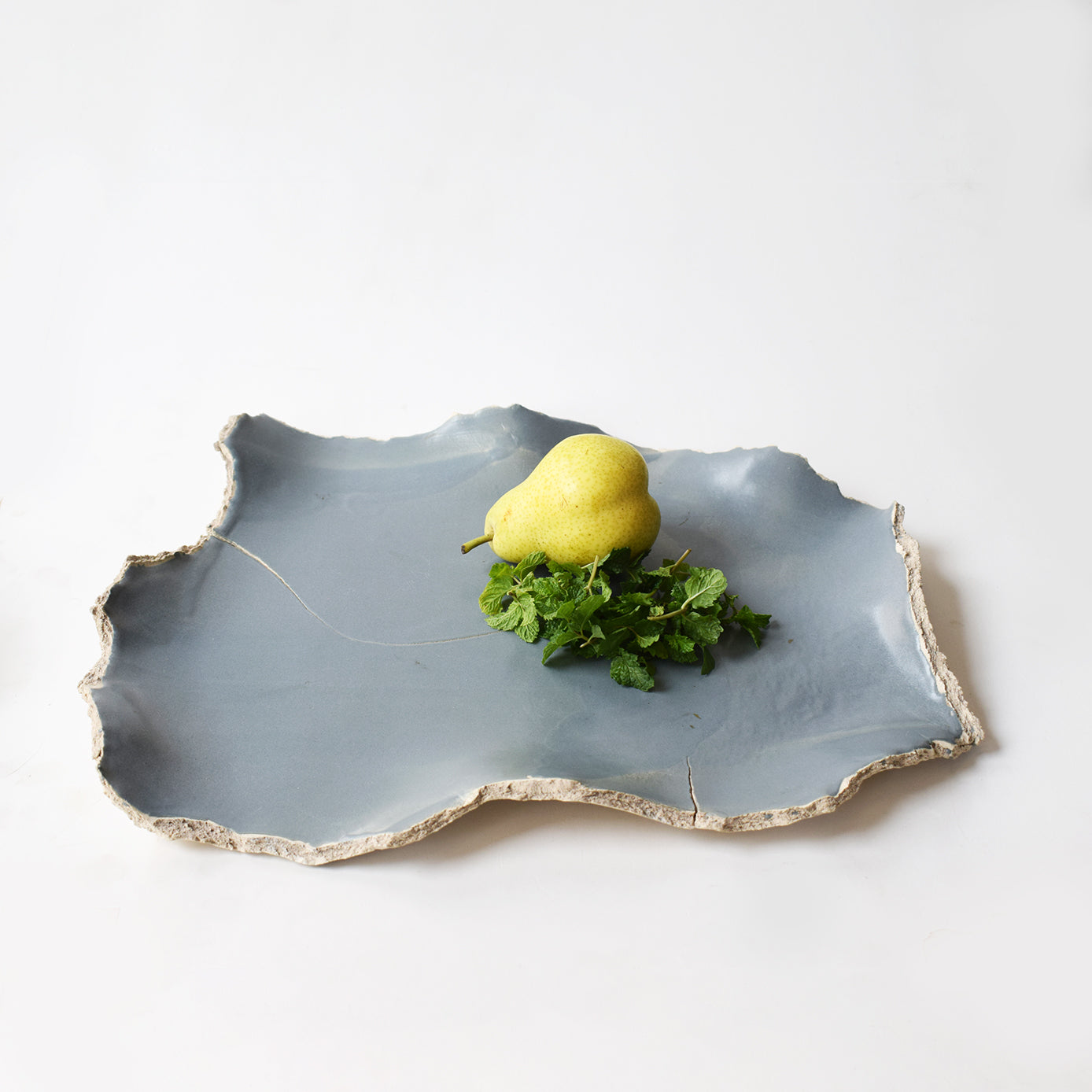 Monochrome Grey Torn Platter for DRY Service