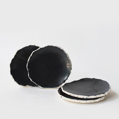 Monochrome Jagged Canape plates (Set of 4)