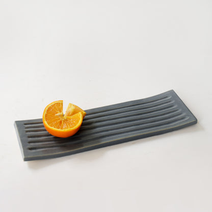 Railroad Platter Wide - Monochrome Grey