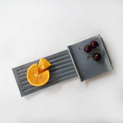 Railroad Platter Wide - Monochrome Grey