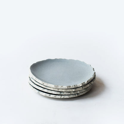 Monochrome Jagged Canape plates (Set of 4)